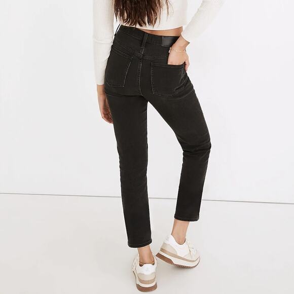 Madewell Classic Straight Jean 28 - Picture 2 of 13